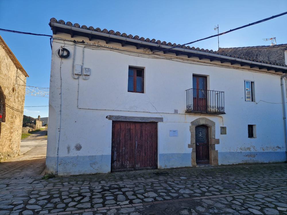 Imagen El ayuntamiento ha adquirido la casa abadía de Biniés